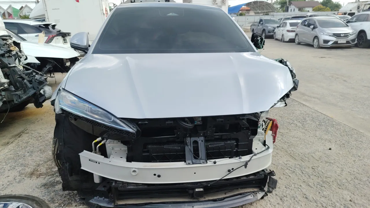 2025 BYD Sealion 7 – Front