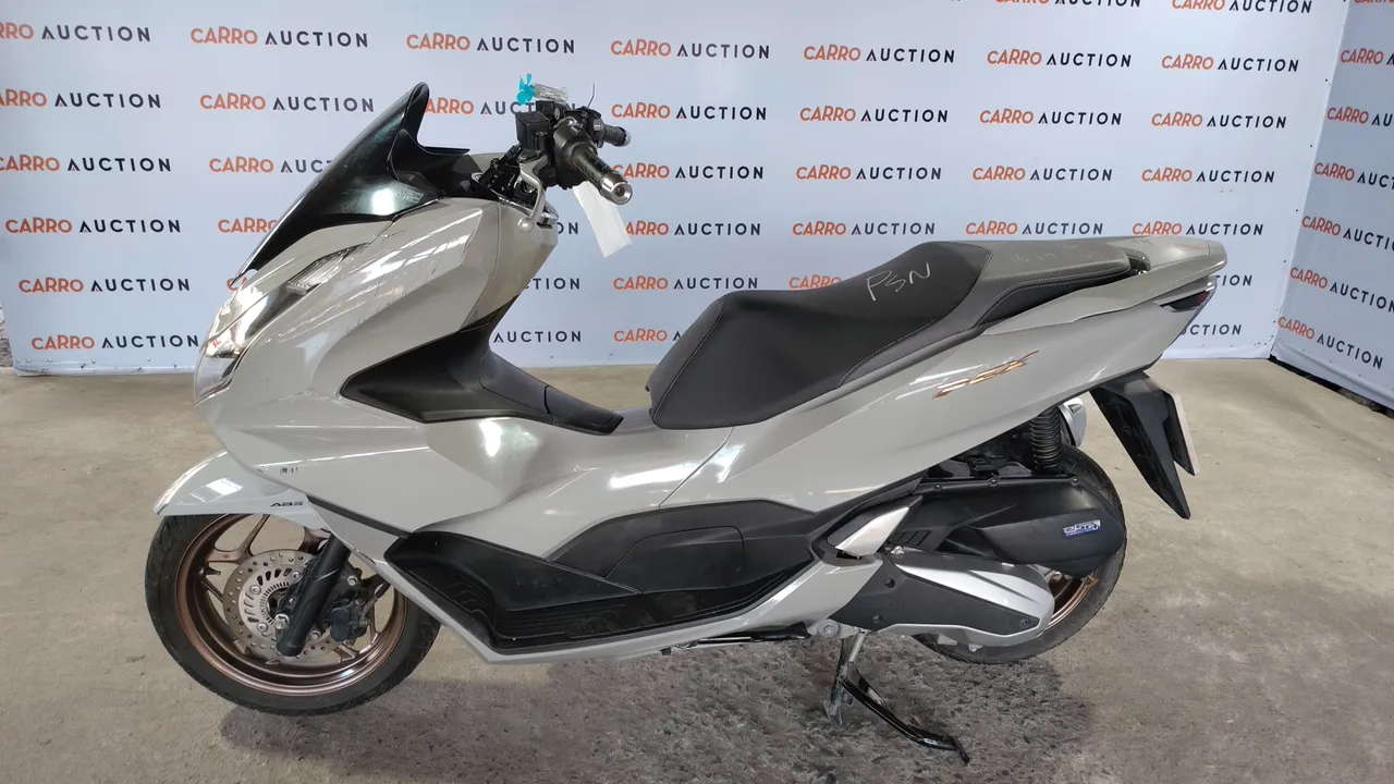 2024 Honda PCX – Exterior