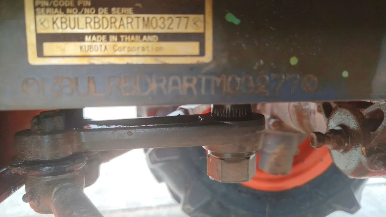 2025 Kubota L4028 – Chassis number
