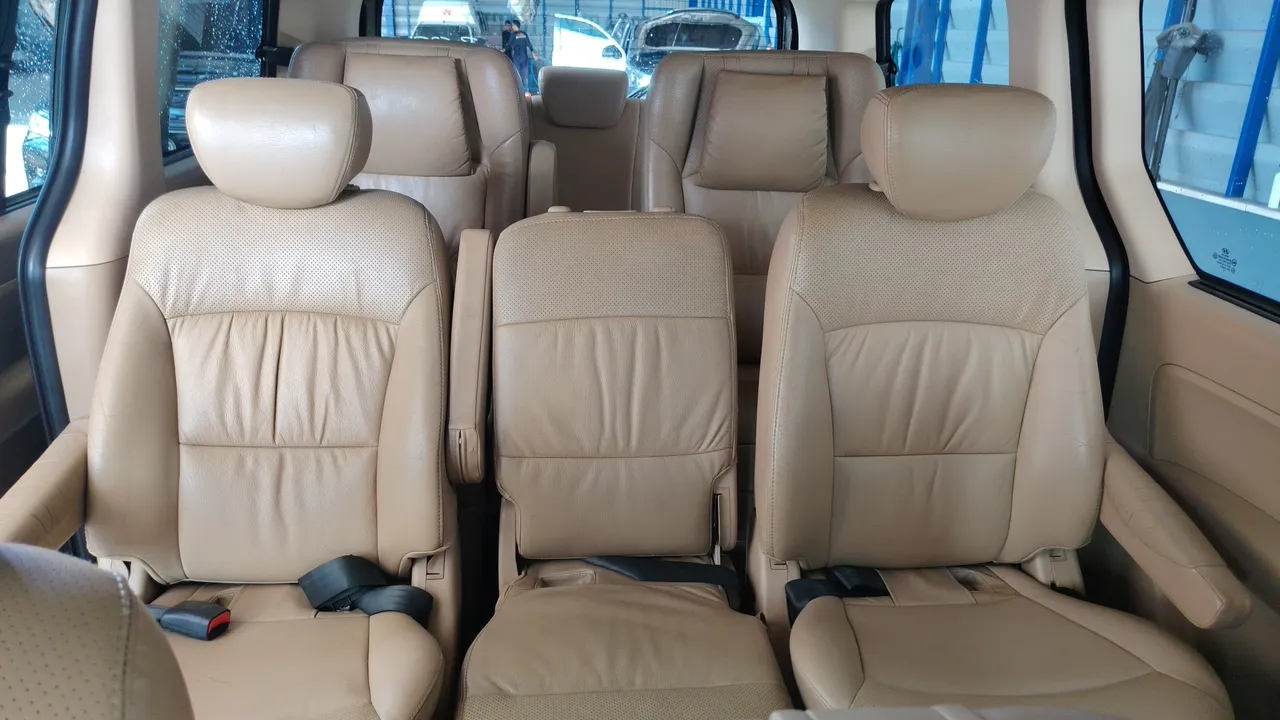 2010 Hyundai H-1 – Exterior