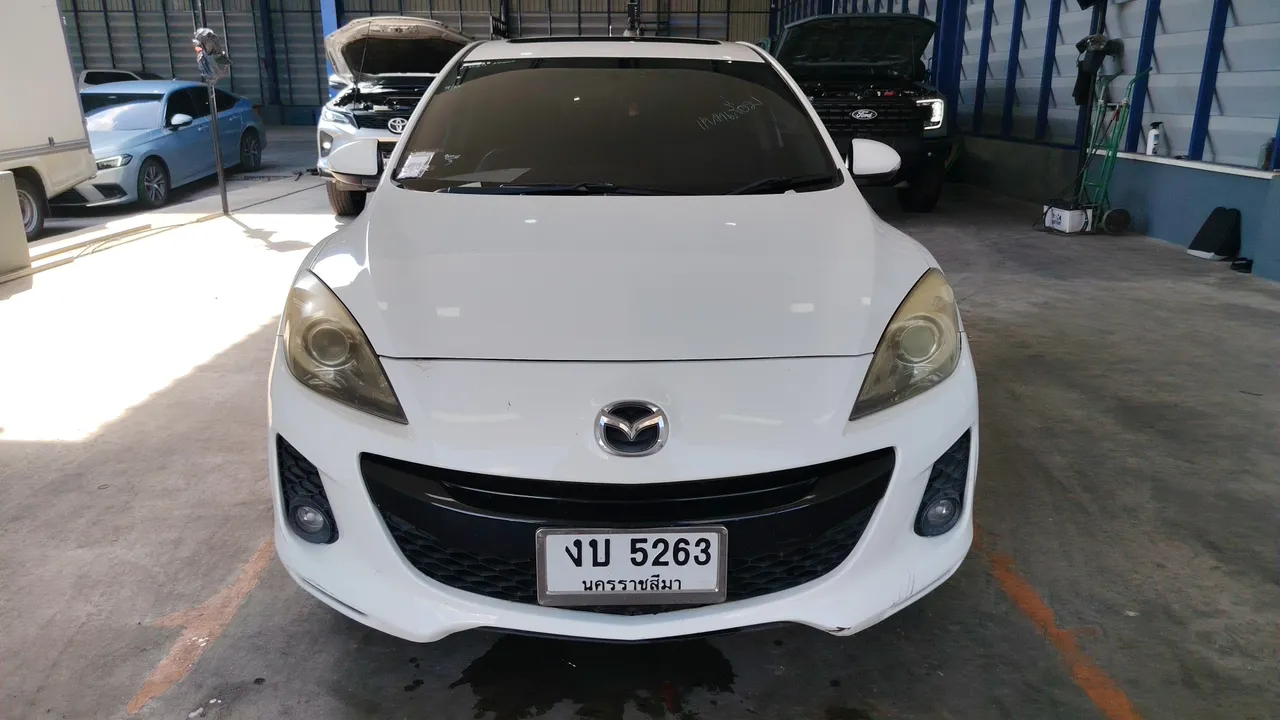 2013 Mazda Mazda3 – Exterior