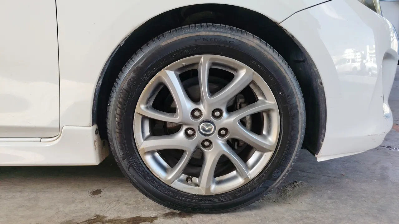 2013 Mazda Mazda3 – Exterior