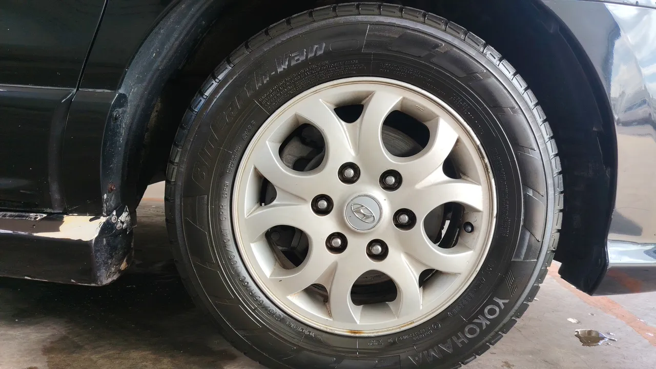 2010 Hyundai H-1 – Exterior