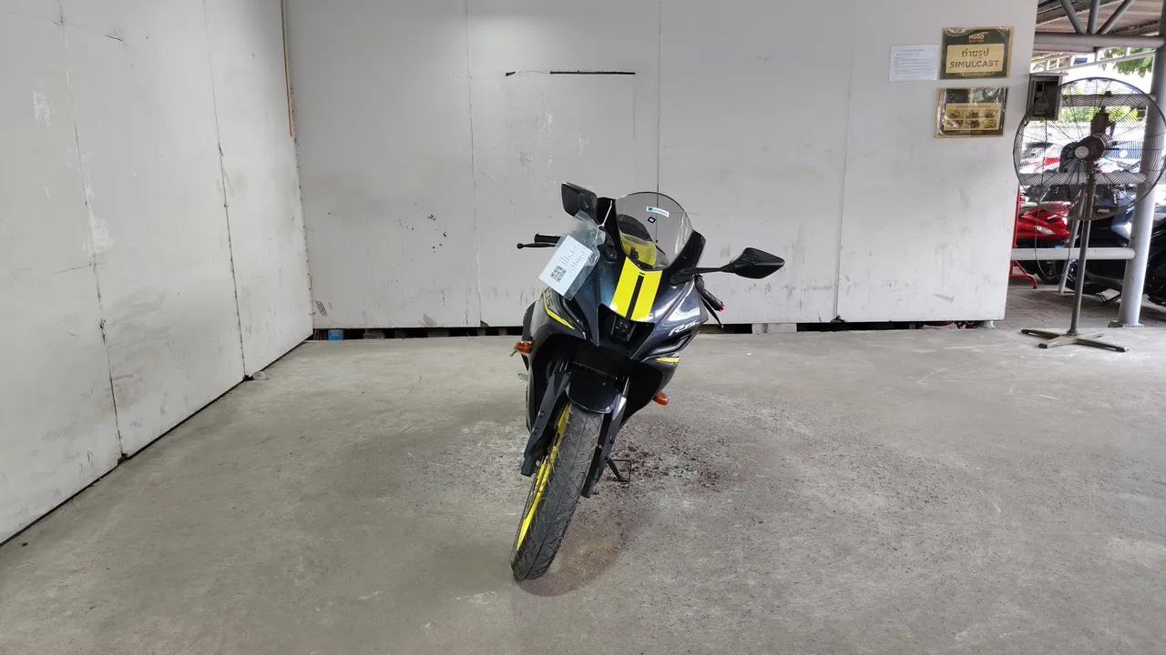2023 Yamaha YZF-R15 – Exterior