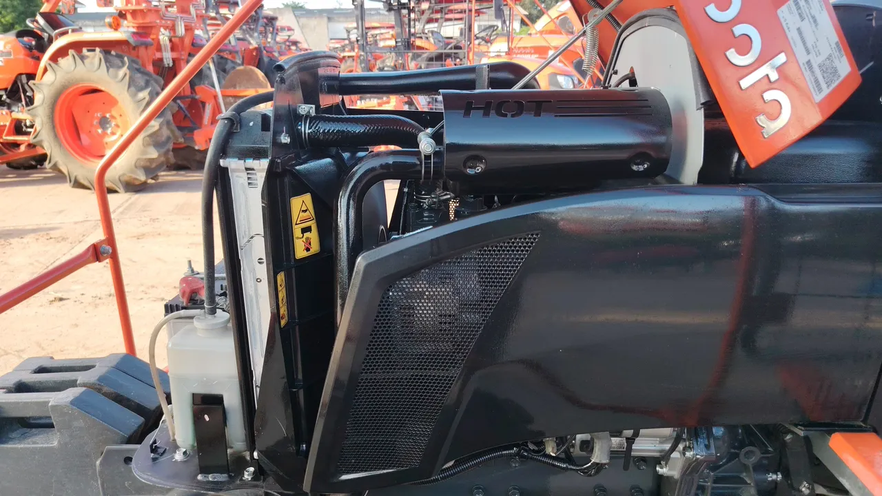 2025 Kubota B2440S-B – Exterior