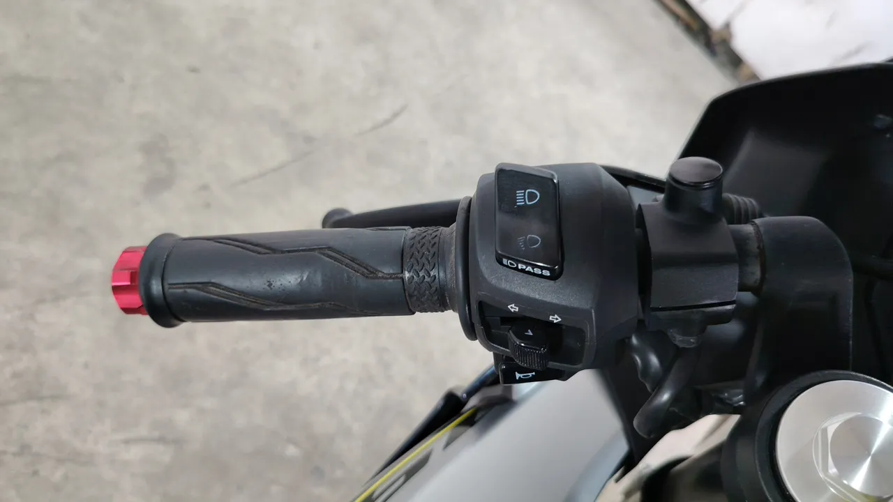 2023 Yamaha YZF-R15 – Exterior
