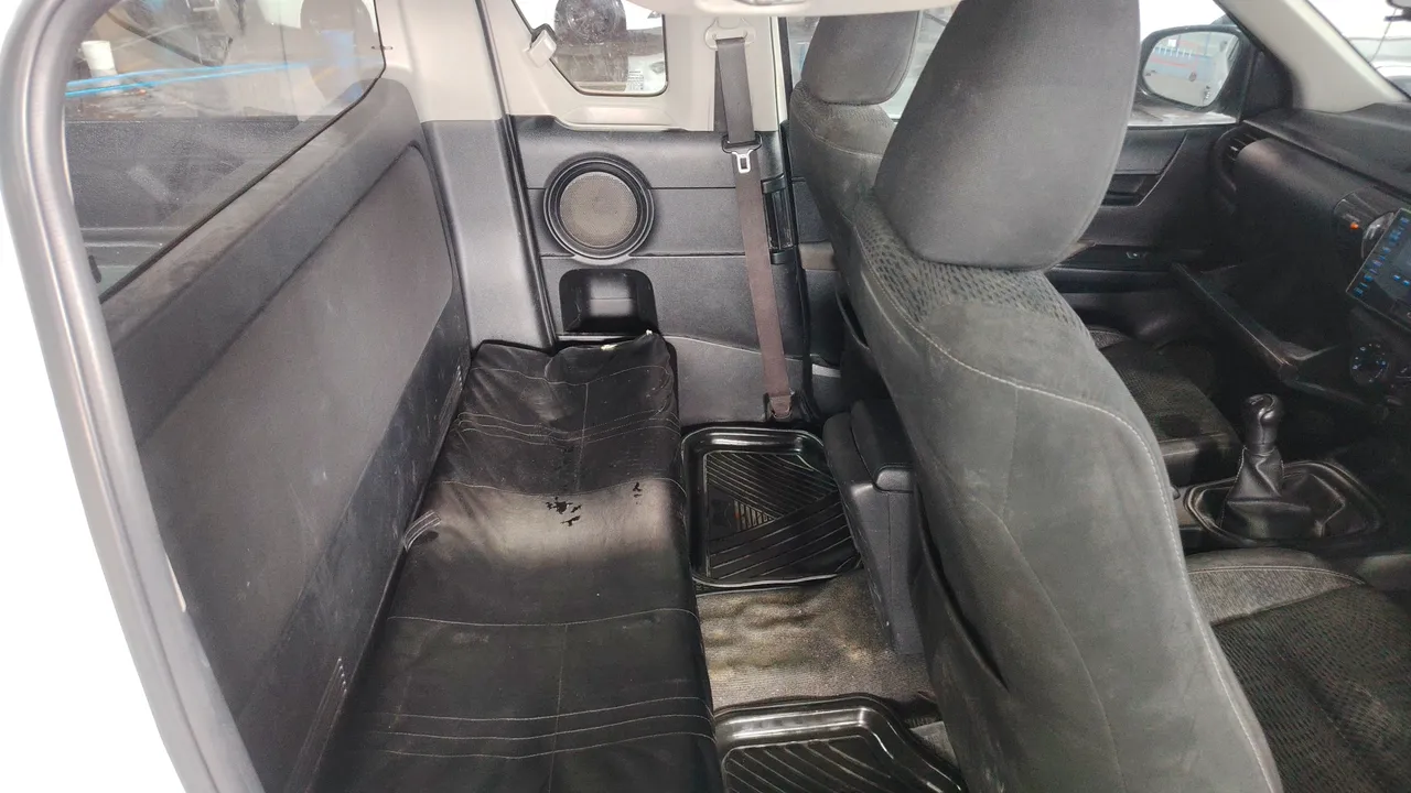 2016 Toyota Hilux Revo – Back