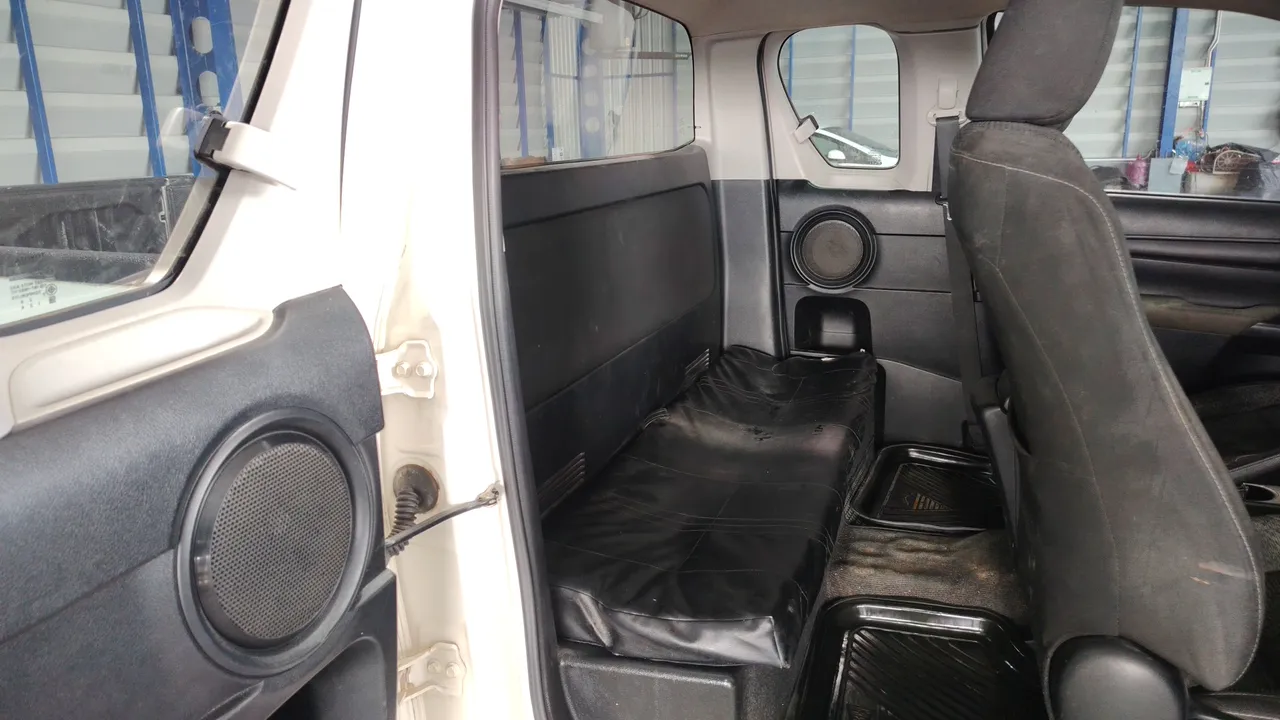2016 Toyota Hilux Revo – Back