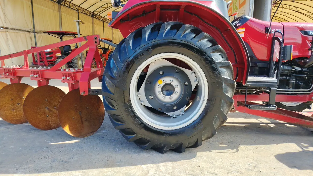 2024 Solis WT-75-4WD – Wheel