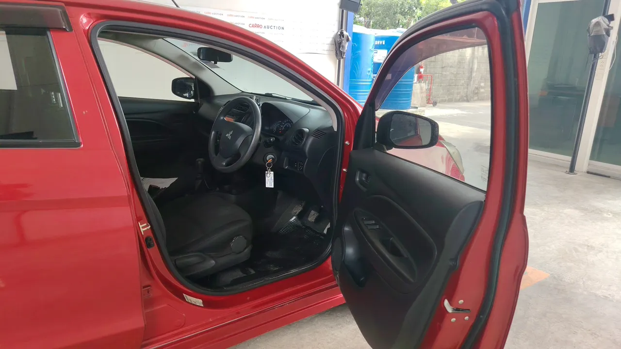 2014 Mitsubishi Mirage – Exterior