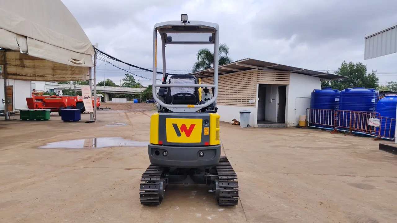 2024 Wacker Neuson EZ20 – Back