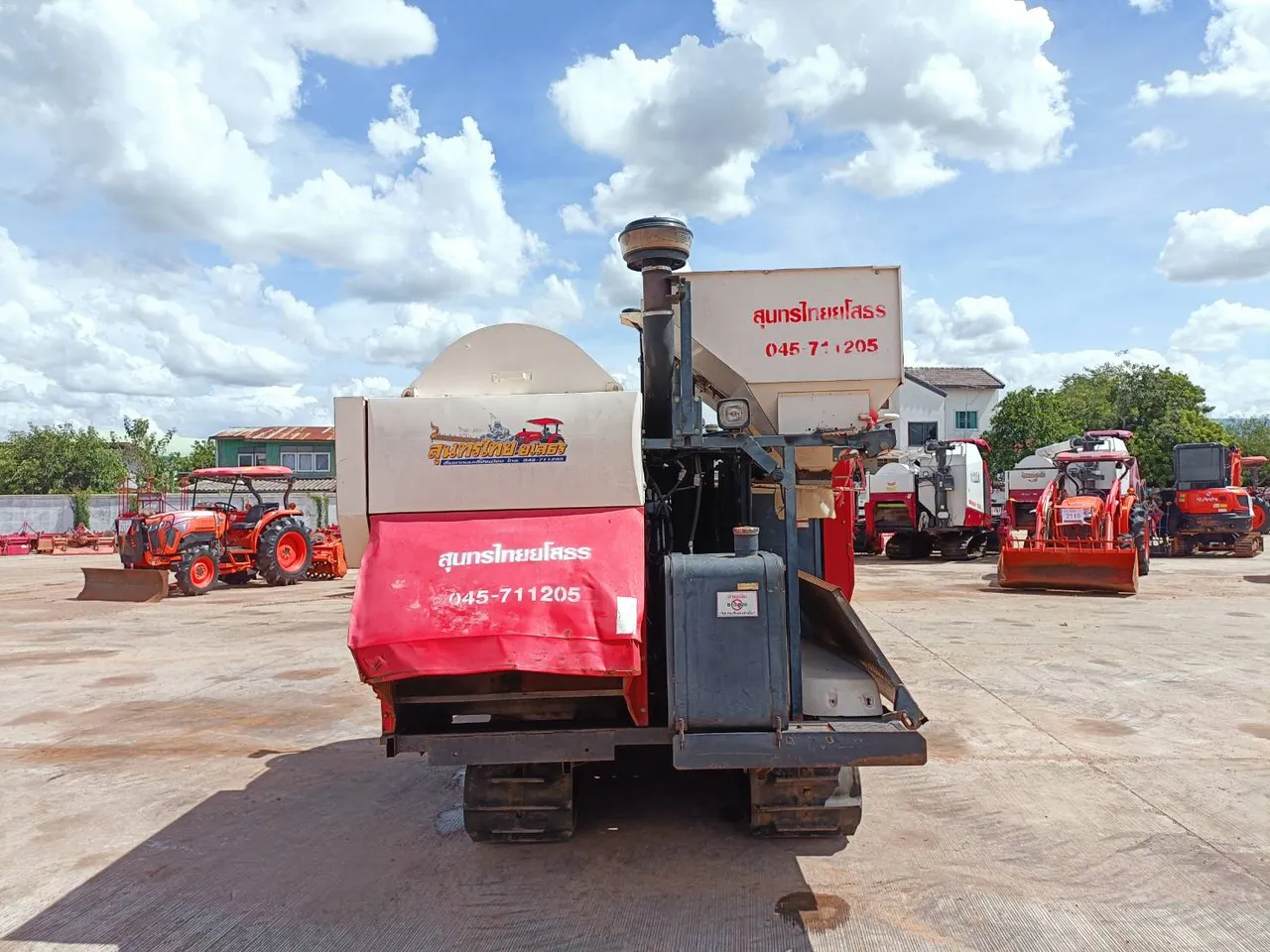 2022 Yanmar AW82V – Back