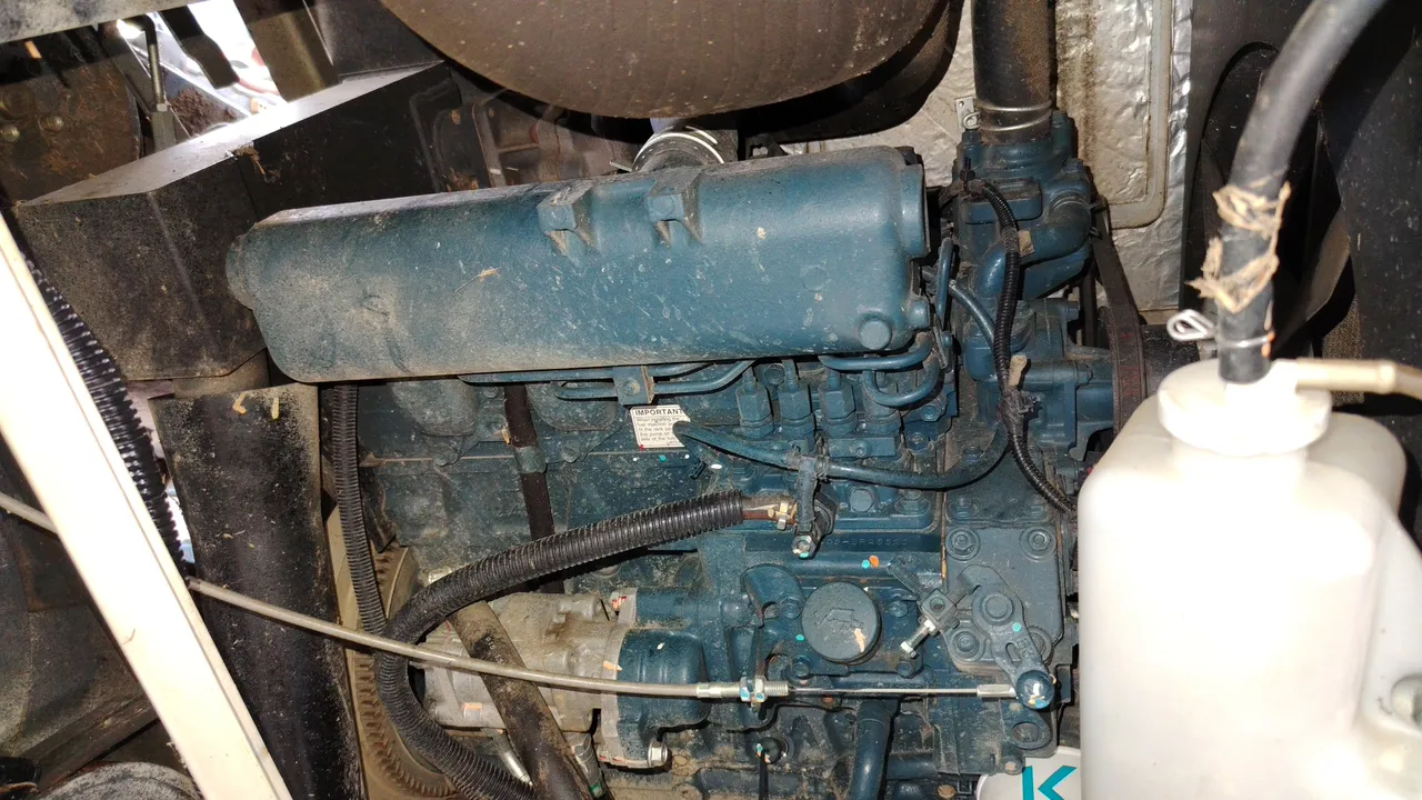Kubota DC-70G Pro – Exterior