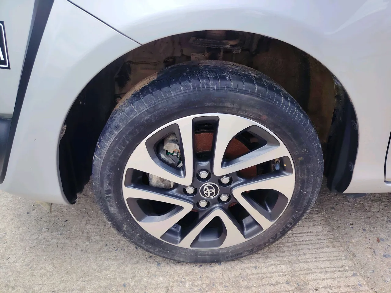 2019 Toyota Sienta – Front