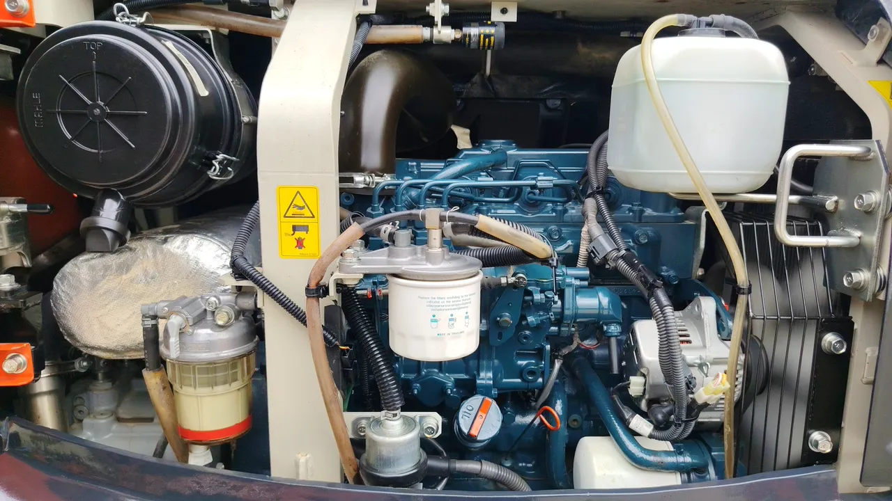 2025 Kubota U55-6S KIS KM – Engine
