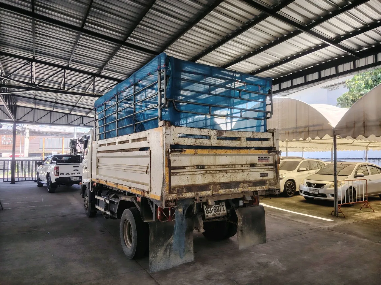 2022 Hino Dominator – Exterior