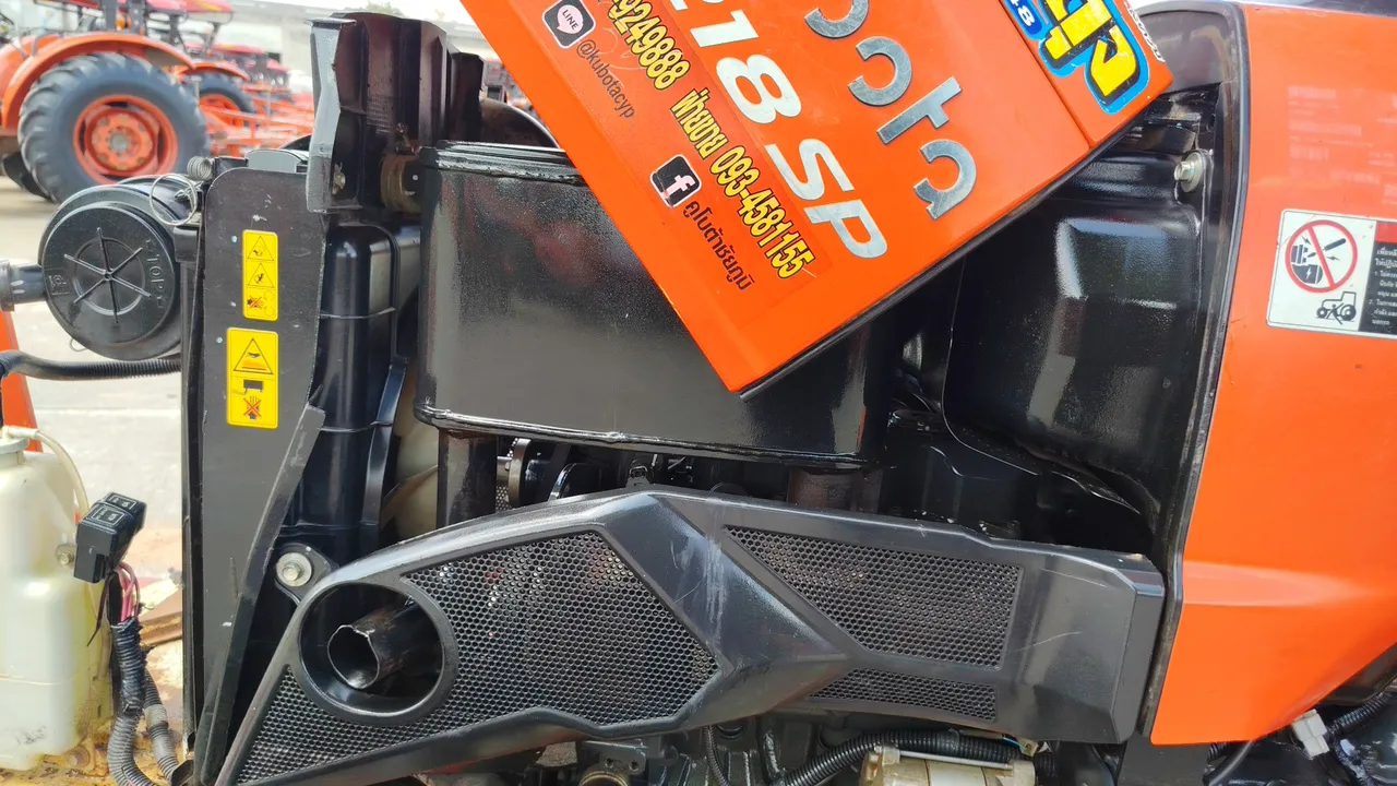 2022 Kubota L3218SP – Engine