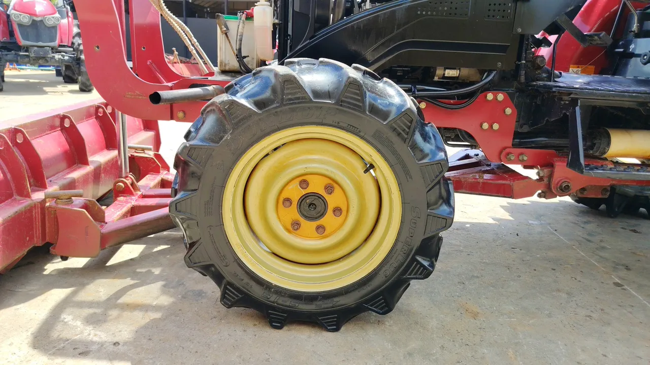 2022 Yanmar YM351R – Exterior