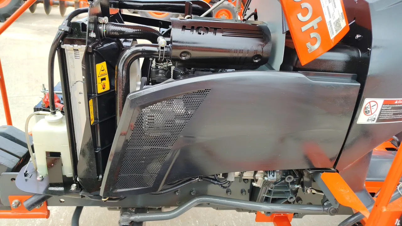 2024 Kubota B2440S-B – Exterior