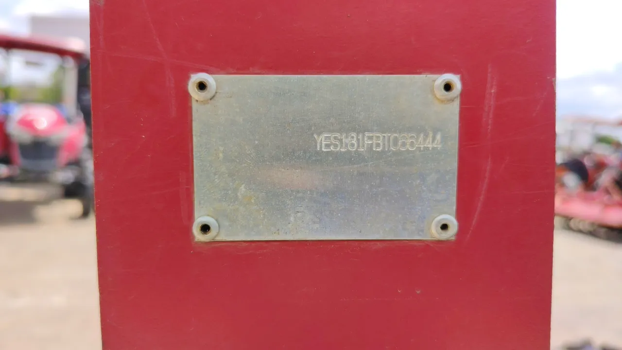 2022 Yanmar YM351R – Exterior