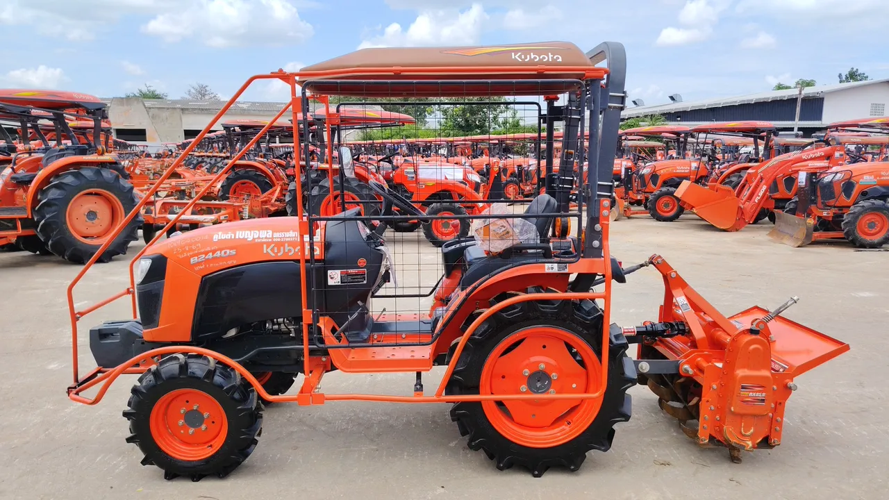2024 Kubota B2440S-B – Exterior