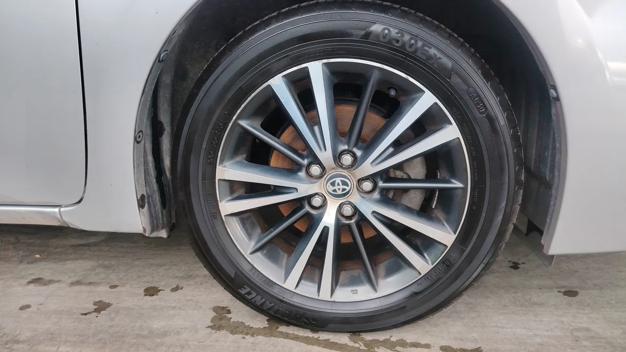 2018 Toyota Corolla Altis – Exterior