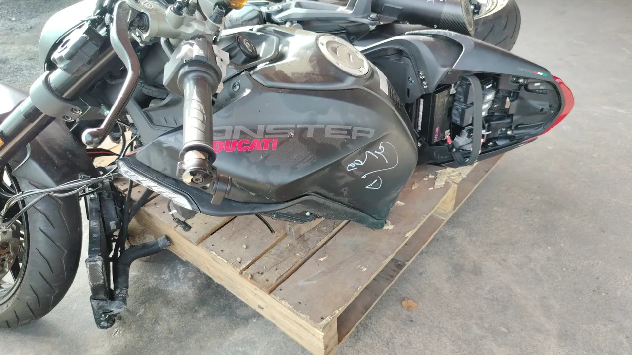 2024 Ducati Monster – Exterior