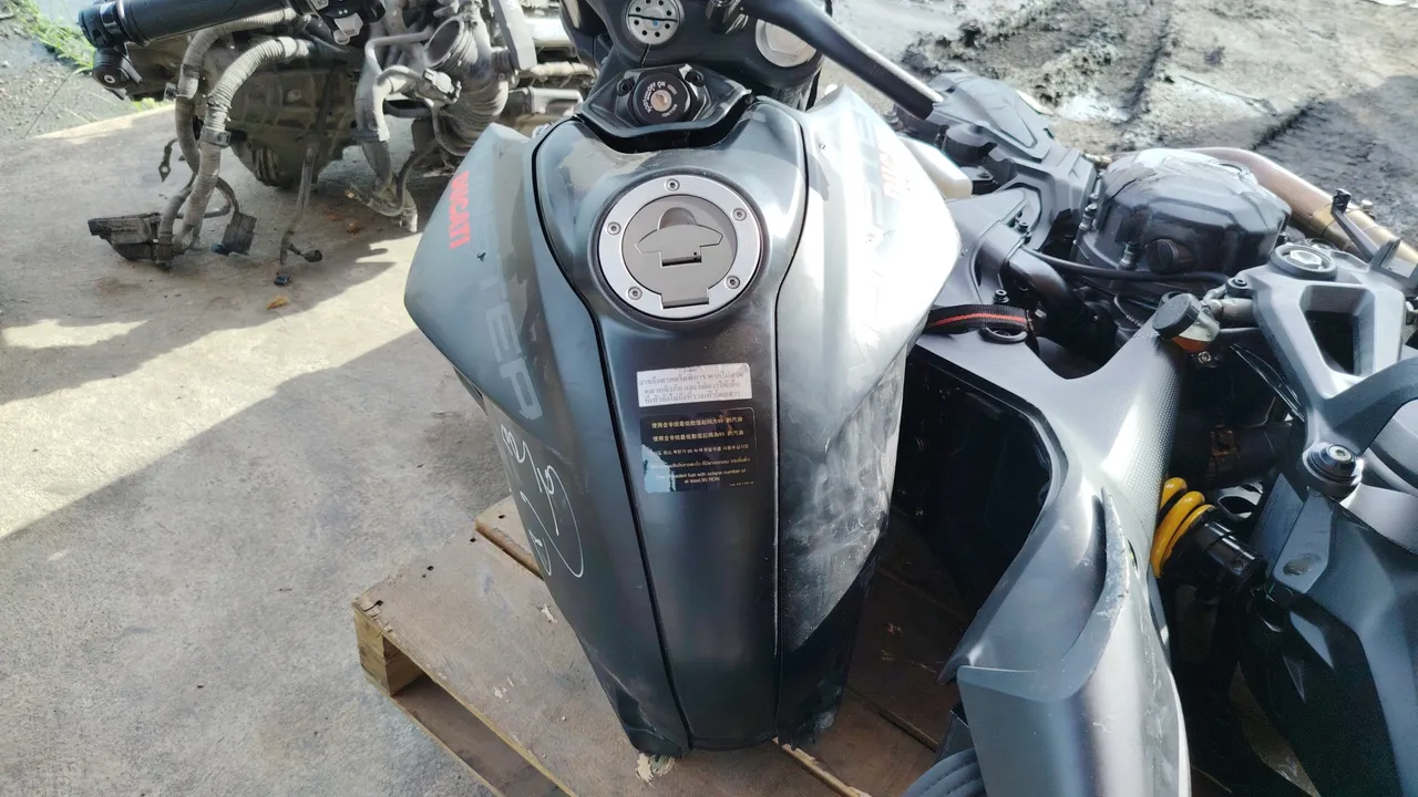 2024 Ducati Monster – Exterior