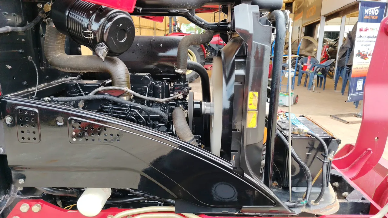 2022 Yanmar YM351R – Exterior