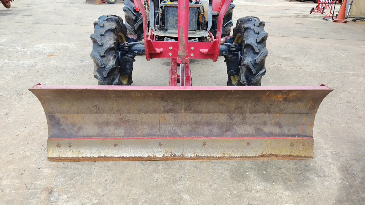 2022 Yanmar YM351R – Exterior