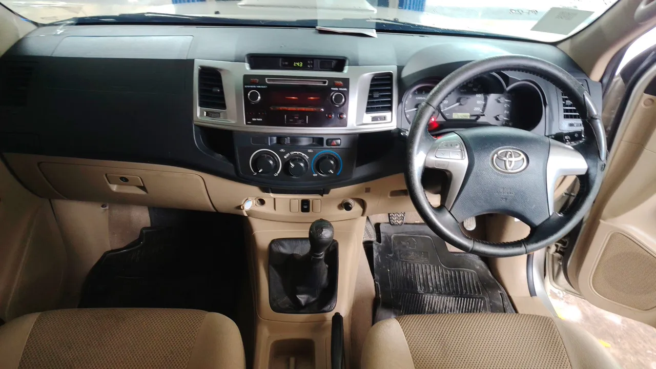 2014 Toyota Hilux Vigo – Exterior