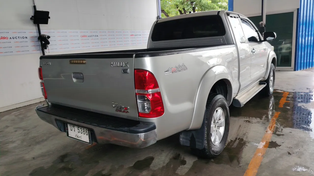 2014 Toyota Hilux Vigo – Back