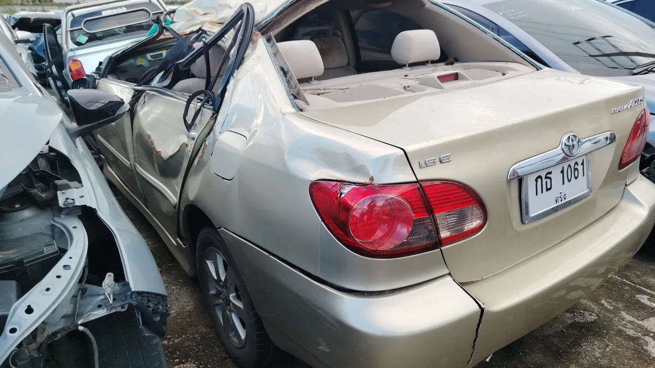 2005 Toyota Corolla Altis – Exterior