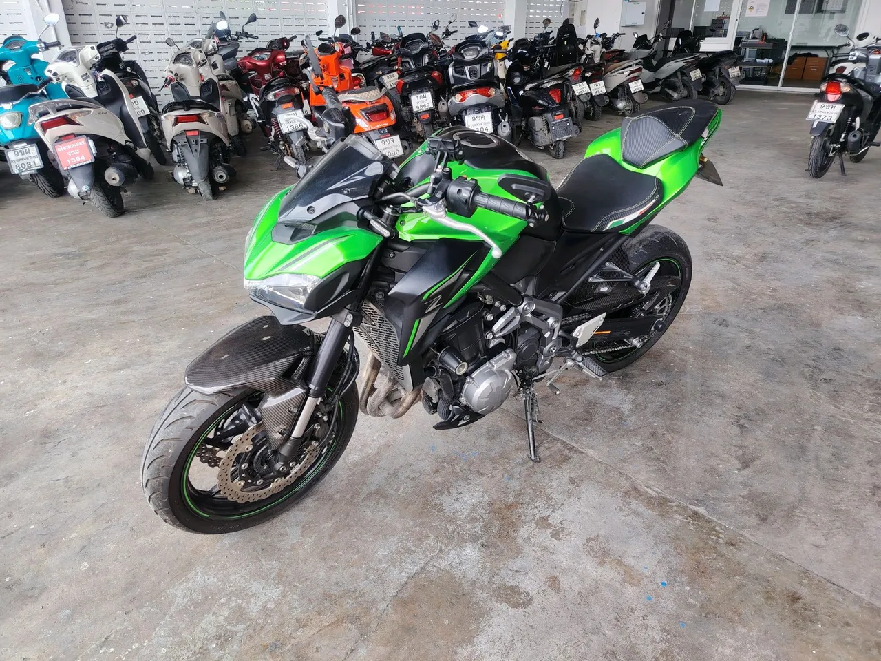 2018 Kawasaki Z900 – Exterior