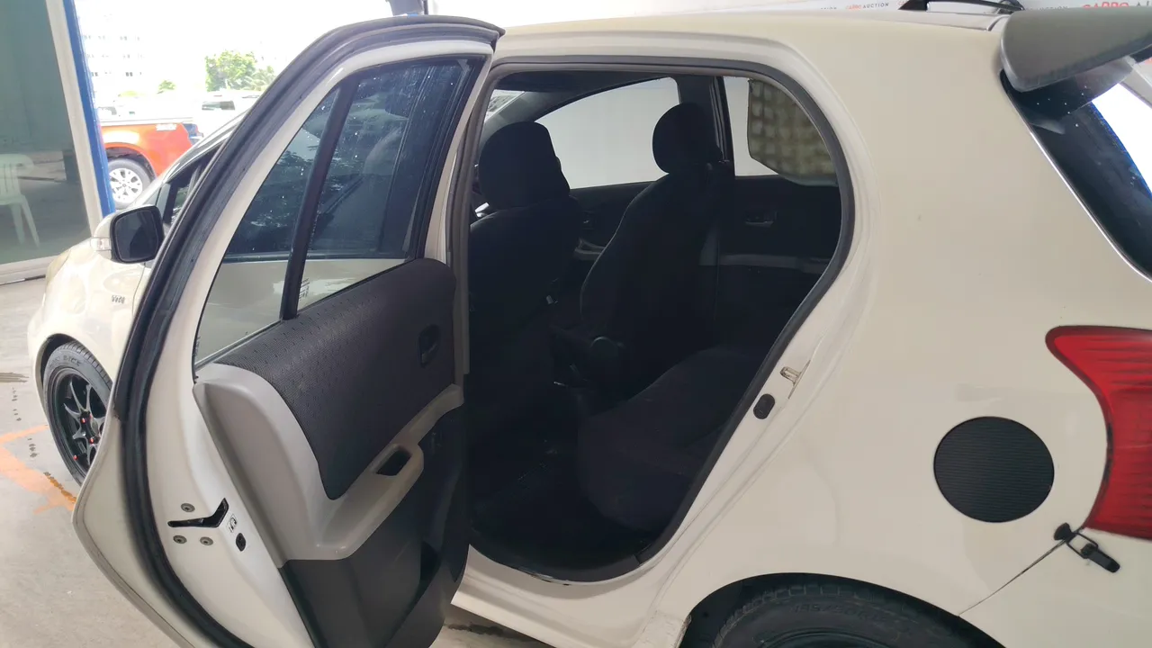 2013 Toyota Yaris – Back