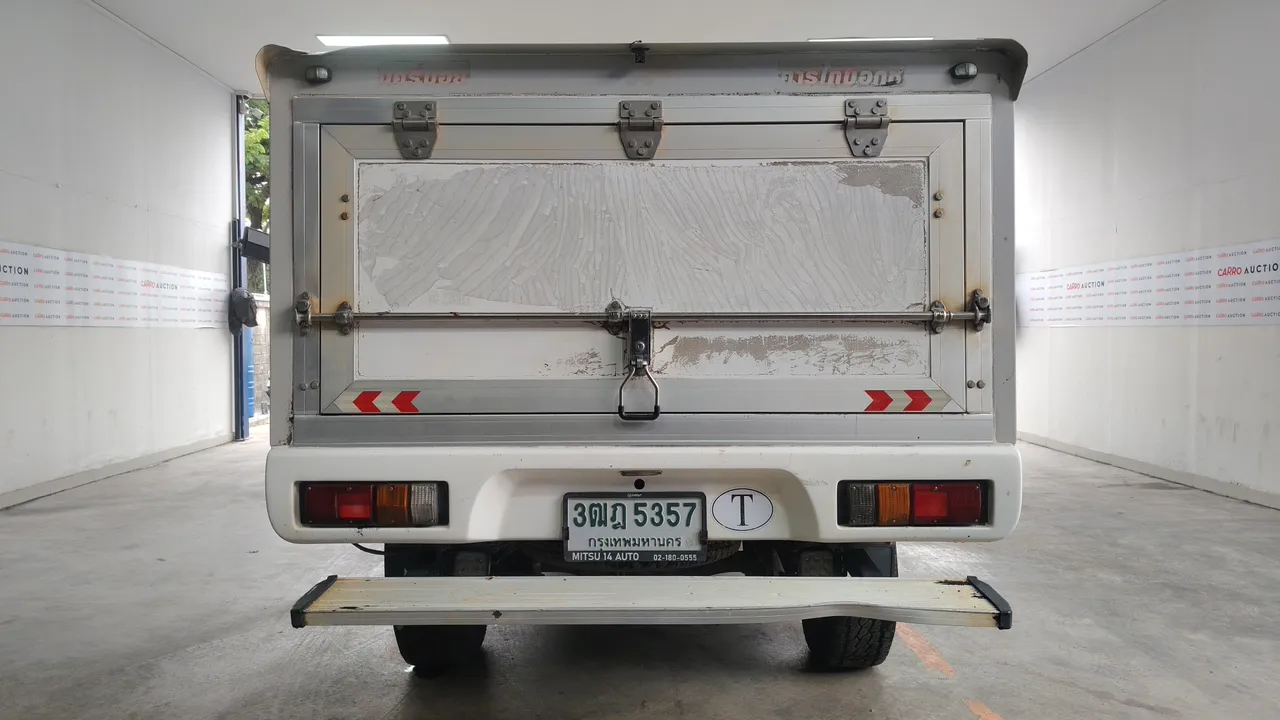 2021 Mitsubishi Triton – Back