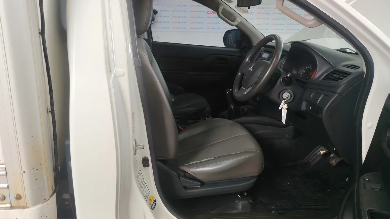 2021 Mitsubishi Triton – Front