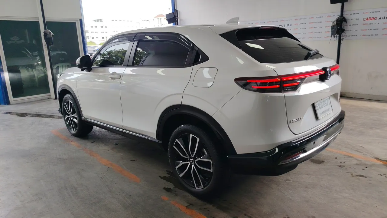 2025 Honda HR-V – Back