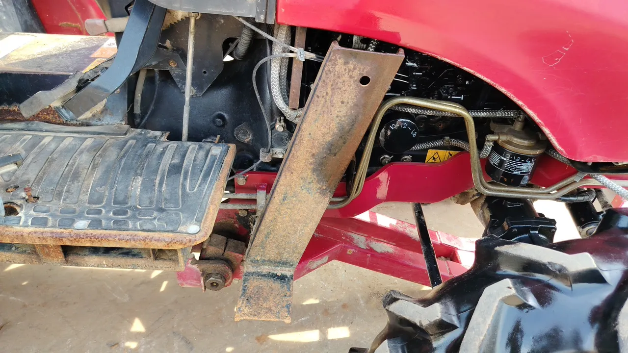 2018 Yanmar EF393T – Exterior