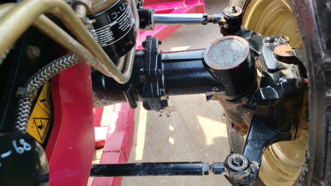 2018 Yanmar EF393T – Exterior