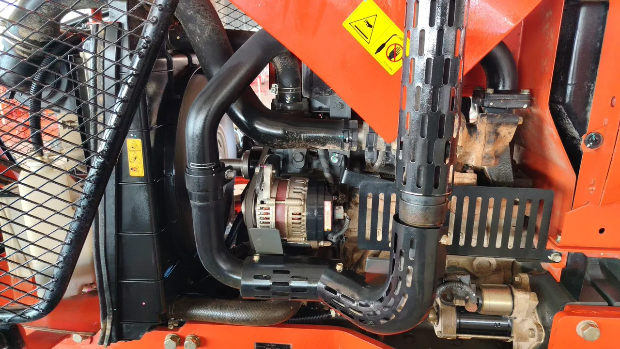 Kubota MU5702-B – Exterior