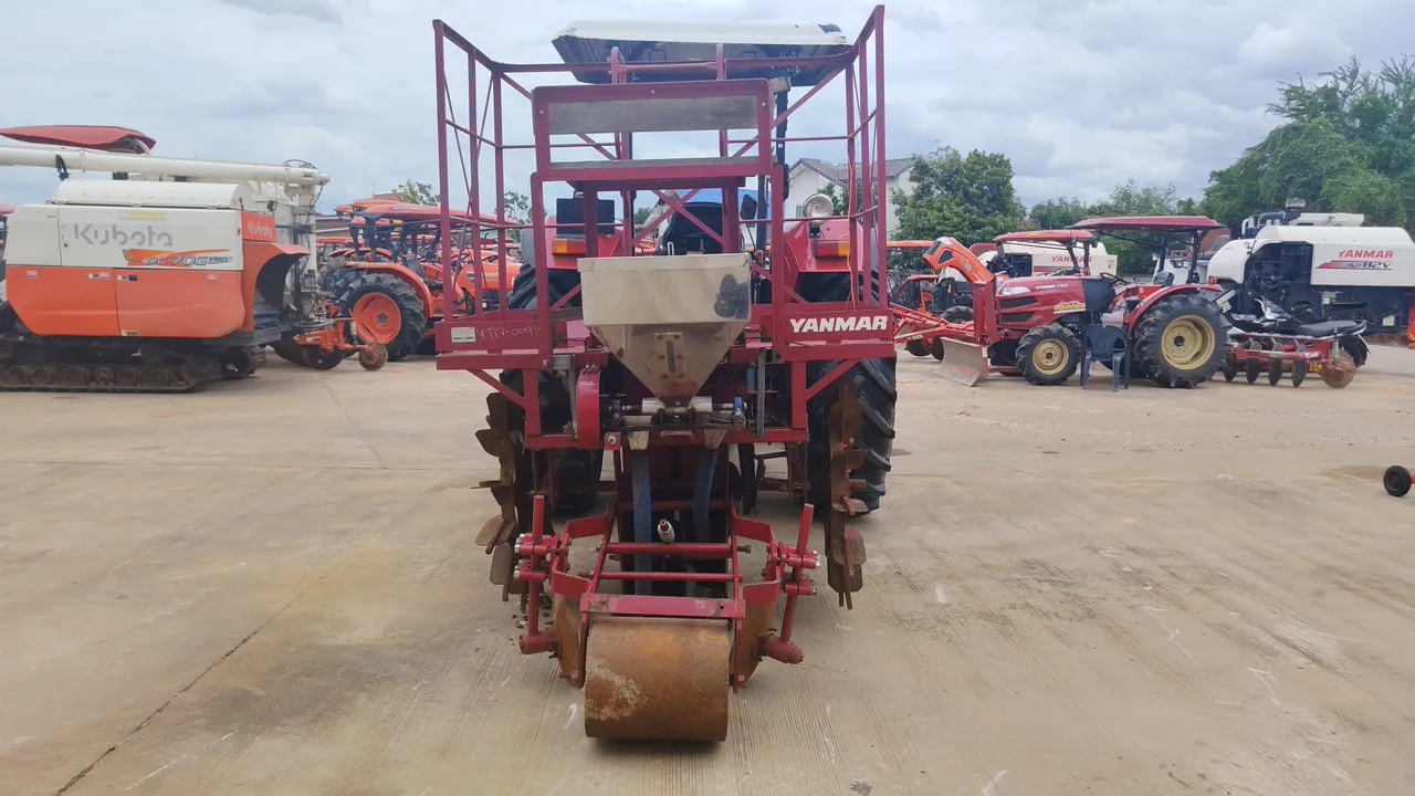 2024 Solis WT-75-4WD – Back