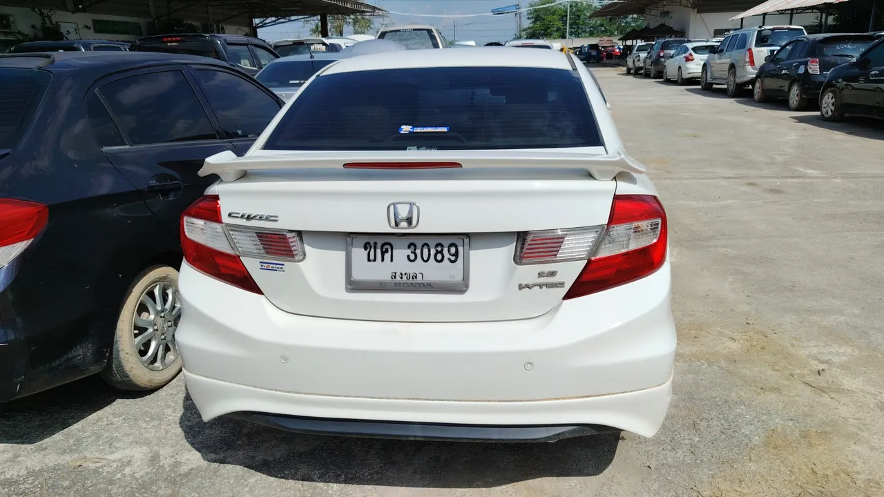 2012 Honda Civic – Exterior