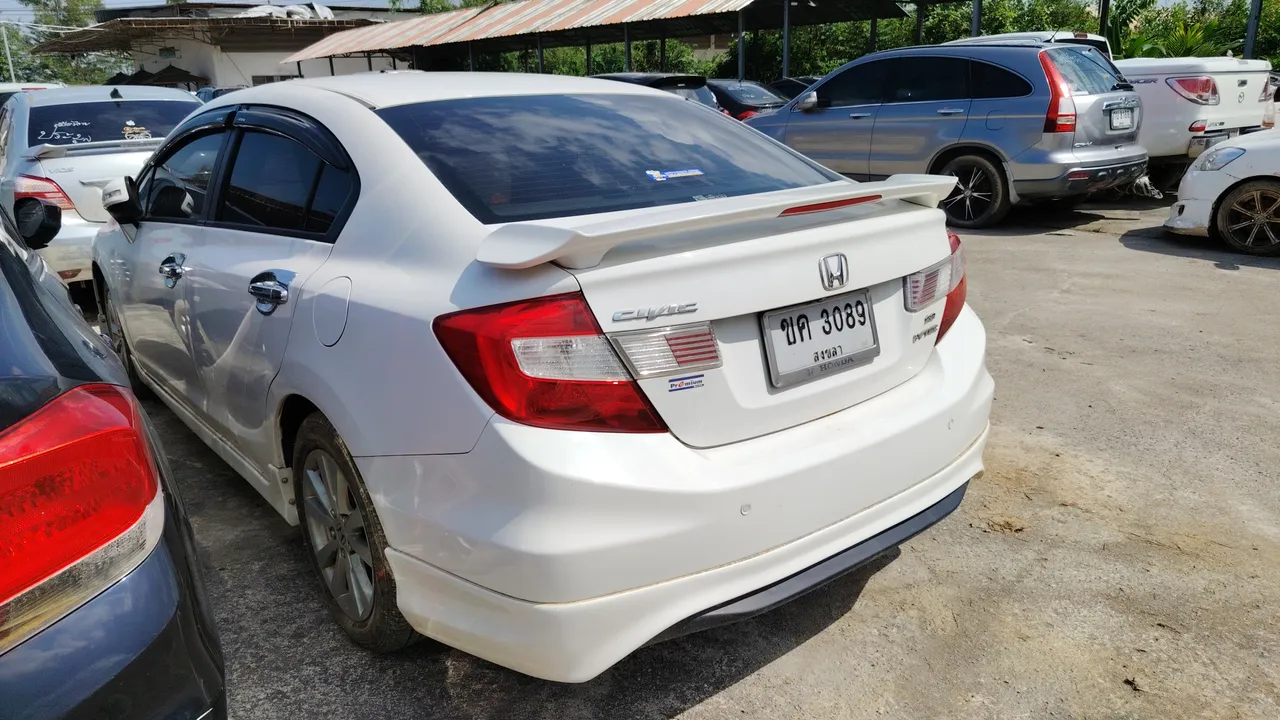 2012 Honda Civic – Exterior