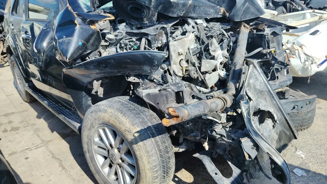 2012 Toyota Fortuner – Exterior