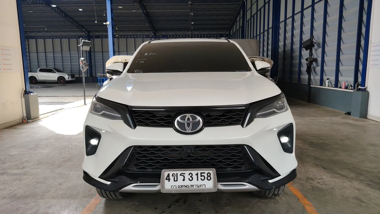 2023 Toyota Fortuner – Exterior