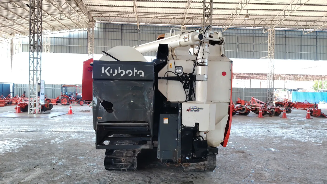 2024 Kubota DC-108X – Back