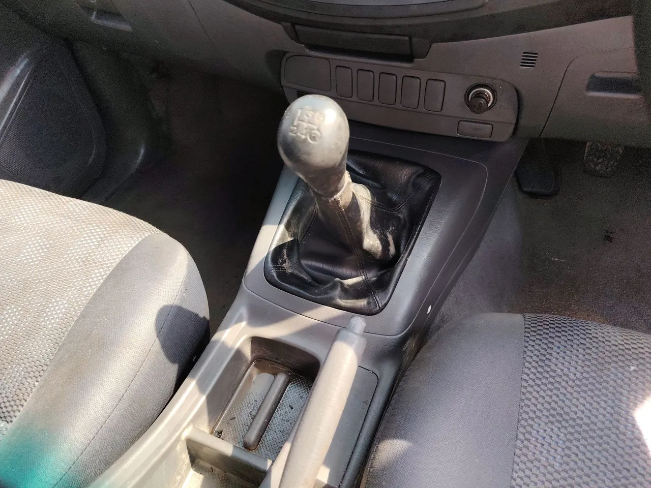 2014 Toyota Hilux Vigo – Exterior