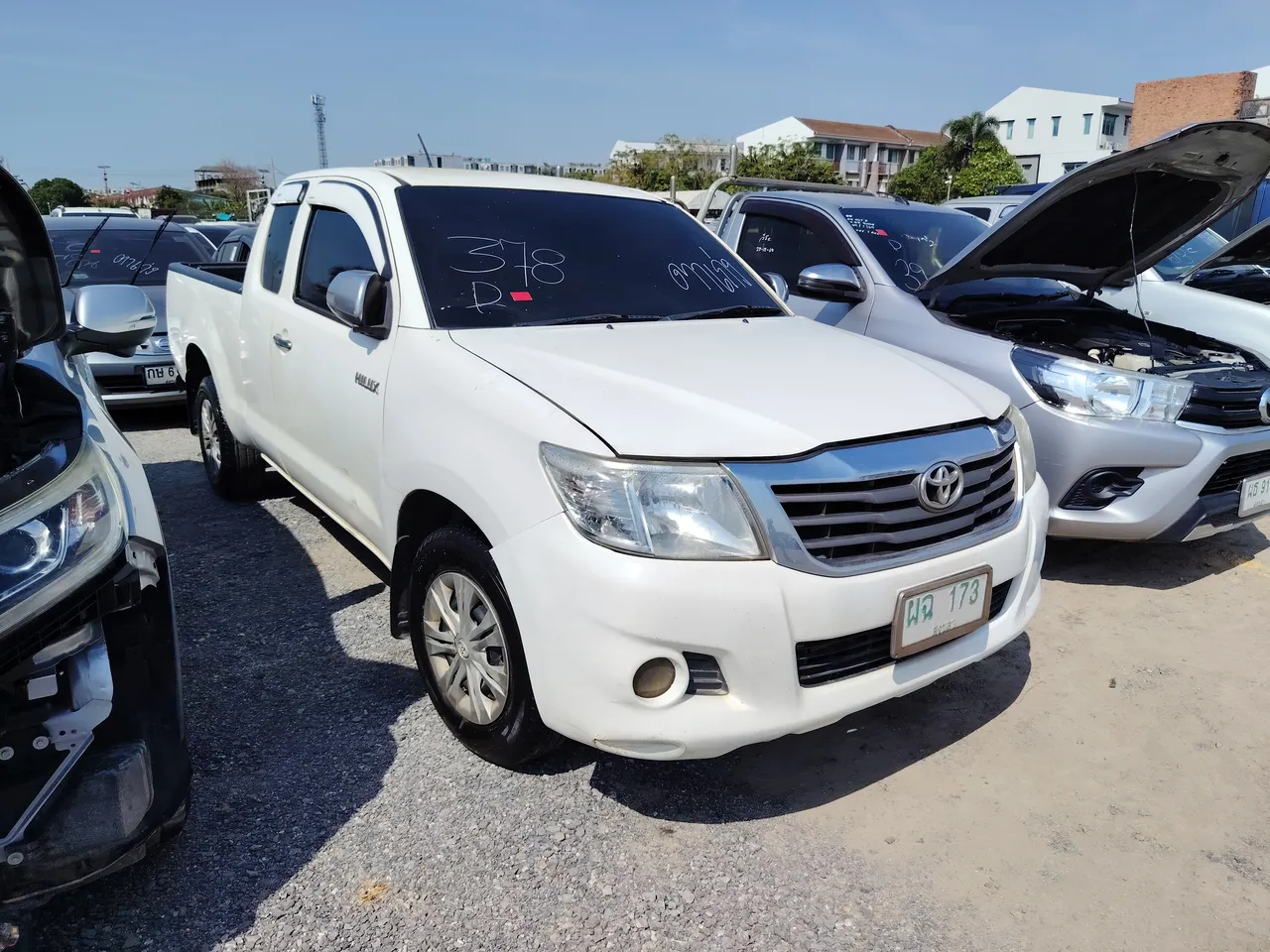 2014 Toyota Hilux Vigo – Exterior