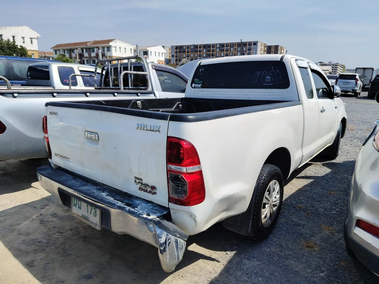 2014 Toyota Hilux Vigo – Exterior